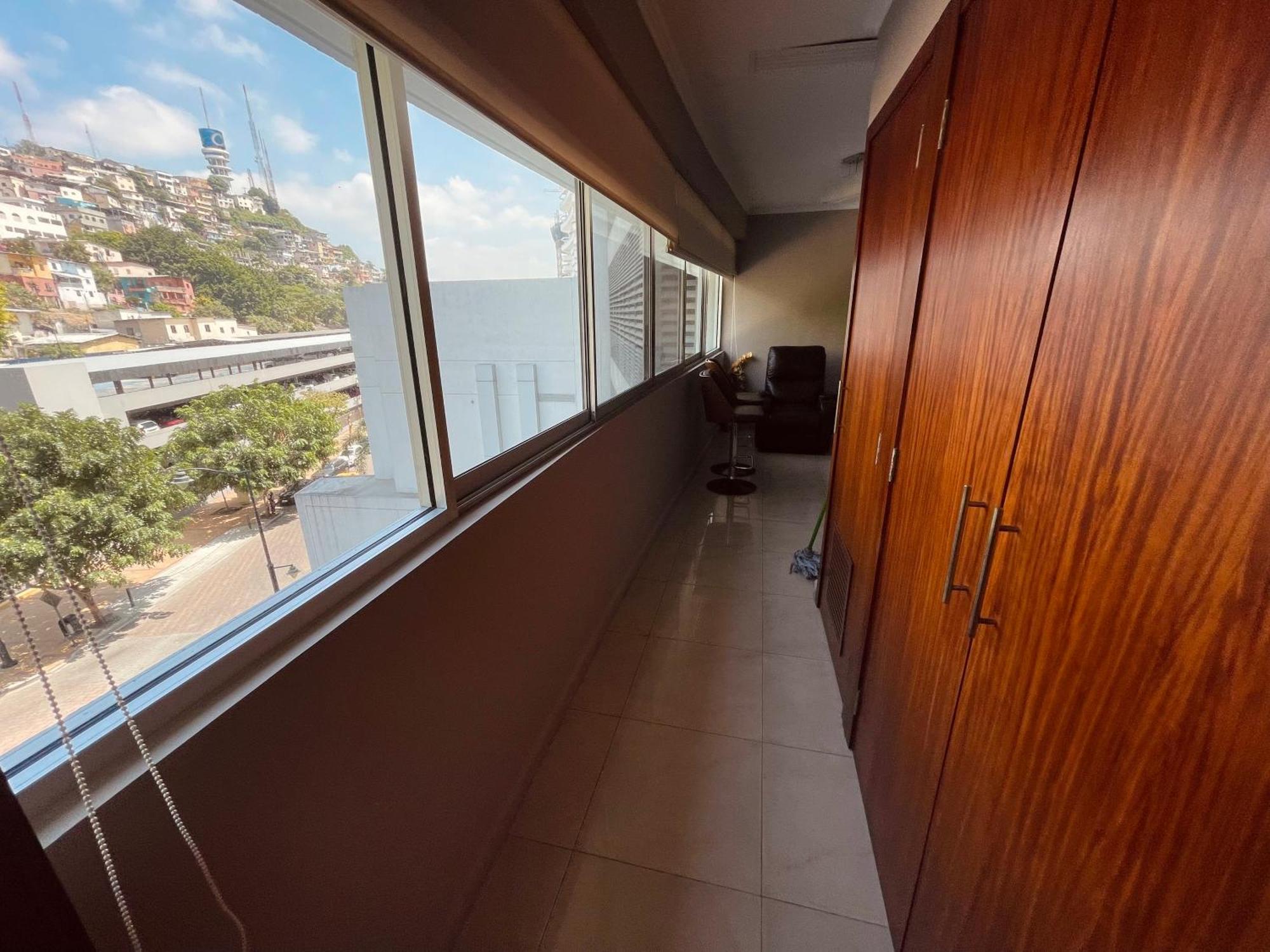 Suite Frente Al Rio En Puerto Santa Ana Riverfront Guayaquil Eksteriør bilde