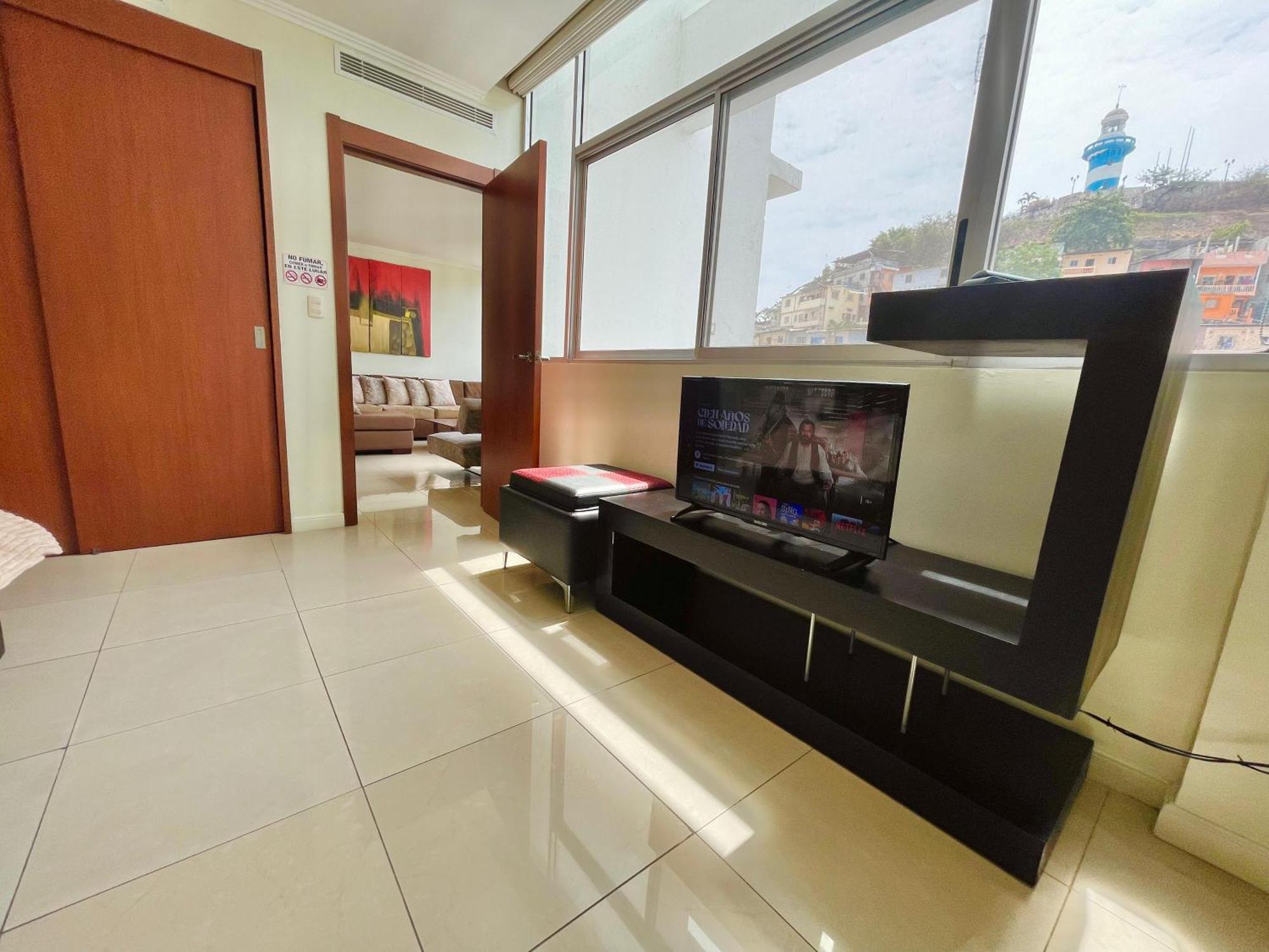 Suite Frente Al Rio En Puerto Santa Ana Riverfront Guayaquil Eksteriør bilde