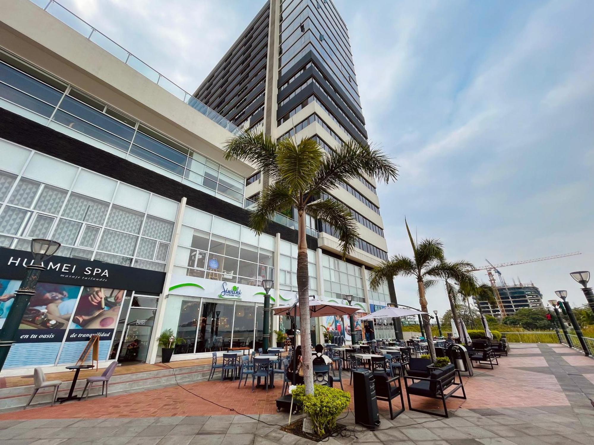 Suite Frente Al Rio En Puerto Santa Ana Riverfront Guayaquil Eksteriør bilde